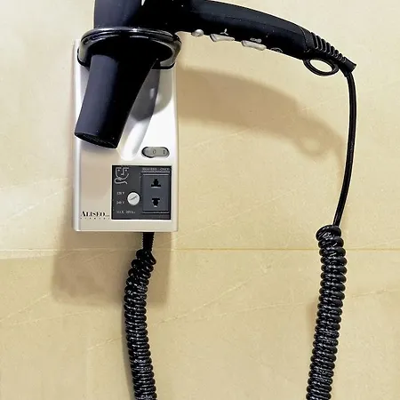 Hotel Nh San Mauro