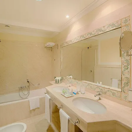 Hotel Nh San Mauro Caltagirone