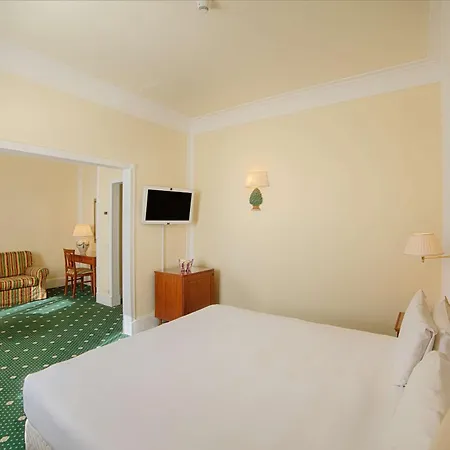 Nh San Mauro Hotel