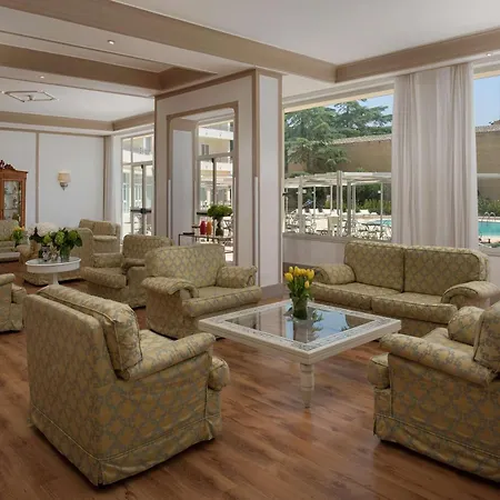 Nh San Mauro Hotel 4*
