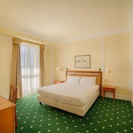 Nh San Mauro Hotel 4*
