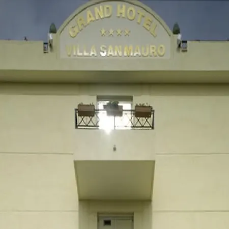 Nh San Mauro Hotel 4*
