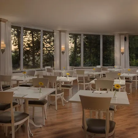 Nh San Mauro Hotel 4*