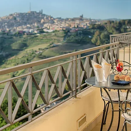 Hotel Nh San Mauro 4*