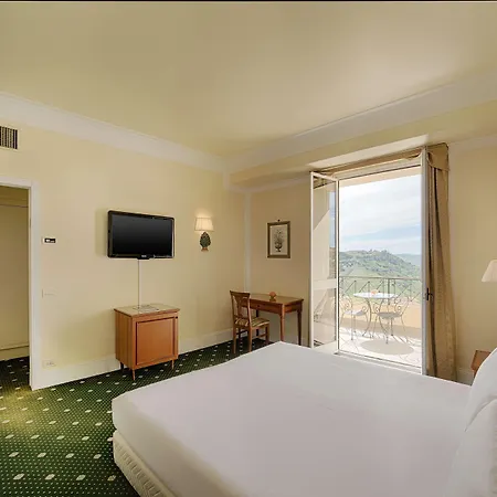Nh San Mauro Hotel